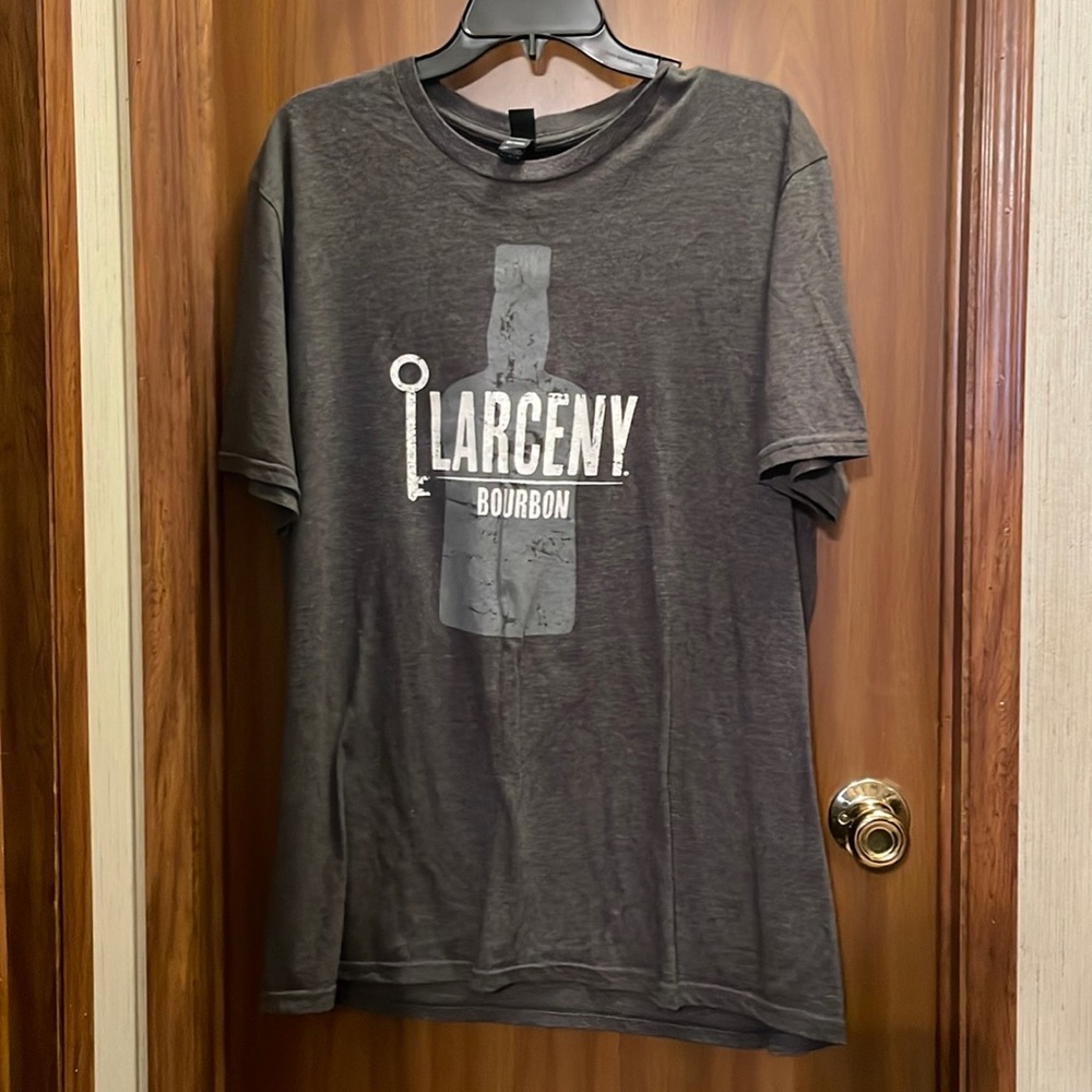 Men's "Larceny bourbon" gray t-shirt by Very important tee. Size XL